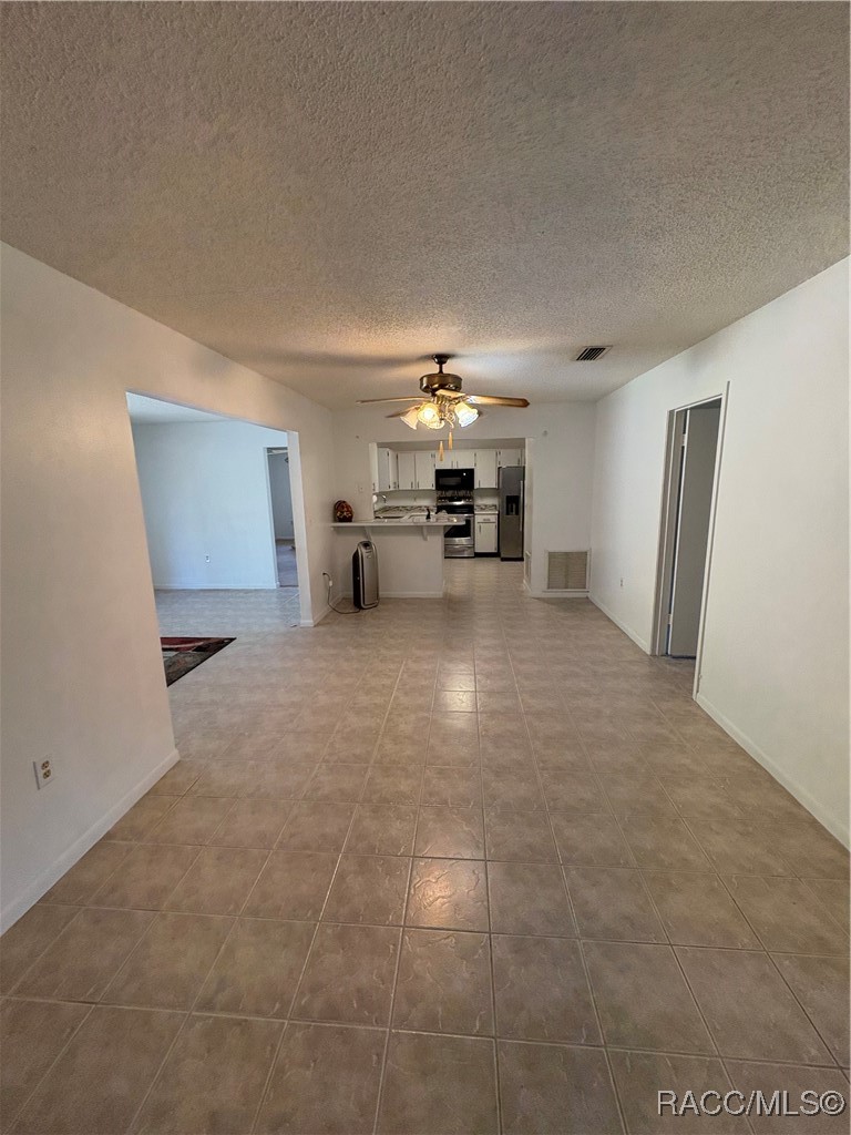 2915 W Beamwood Drive