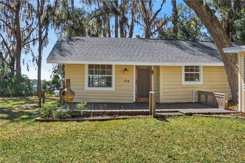 8950 E Devilsneck Road Floral City FL 34436