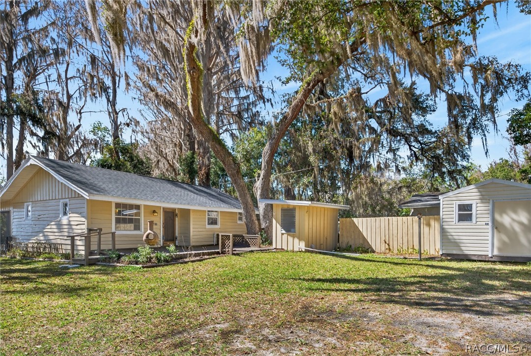 8950 E Devilsneck Road