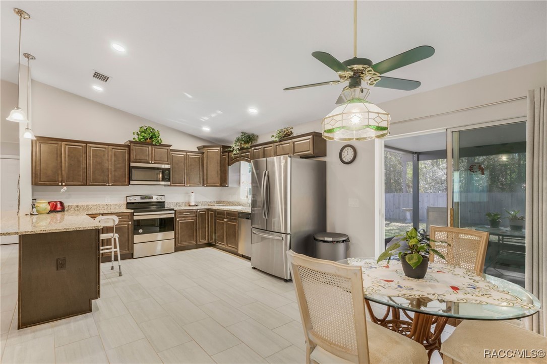 2924 W Yorkshire Place, Citrus Springs, Florida image 11