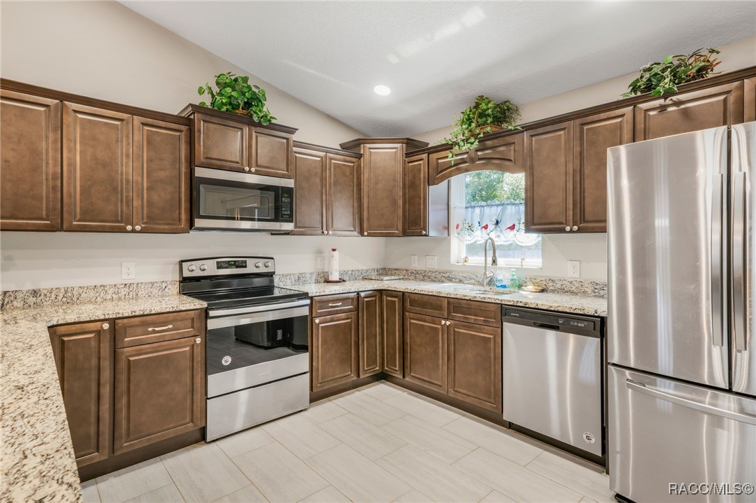 2924 W Yorkshire Place, Citrus Springs, Florida image 19
