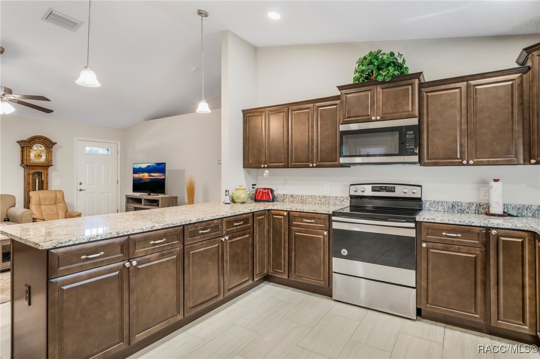 2924 W Yorkshire Place, Citrus Springs, Florida image 18