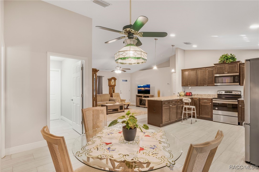 2924 W Yorkshire Place, Citrus Springs, Florida image 12