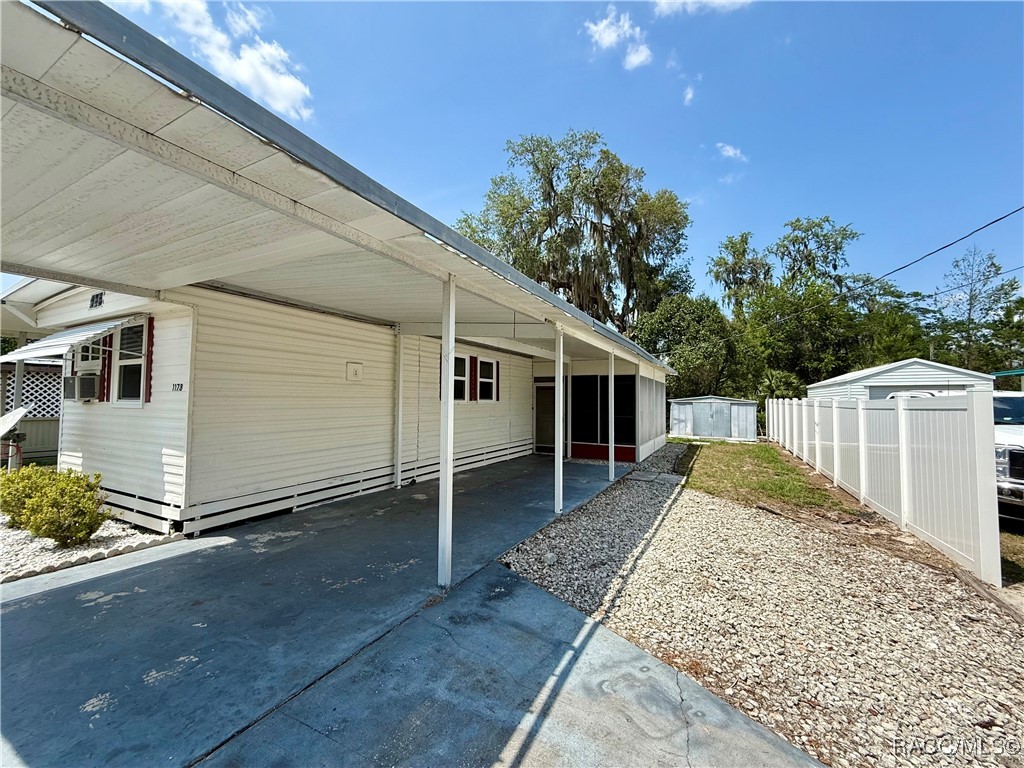 1178 Cr 461, Lake Panasoffkee, Florida image 19
