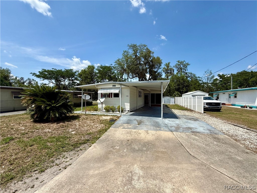 1178 Cr 461, Lake Panasoffkee, Florida image 20