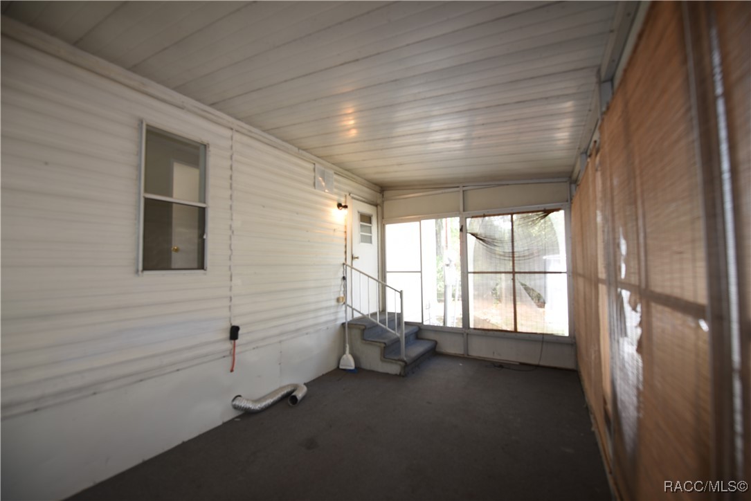 1178 Cr 461, Lake Panasoffkee, Florida image 14