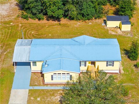 A home in Dade City