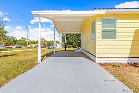 A home in Dade City