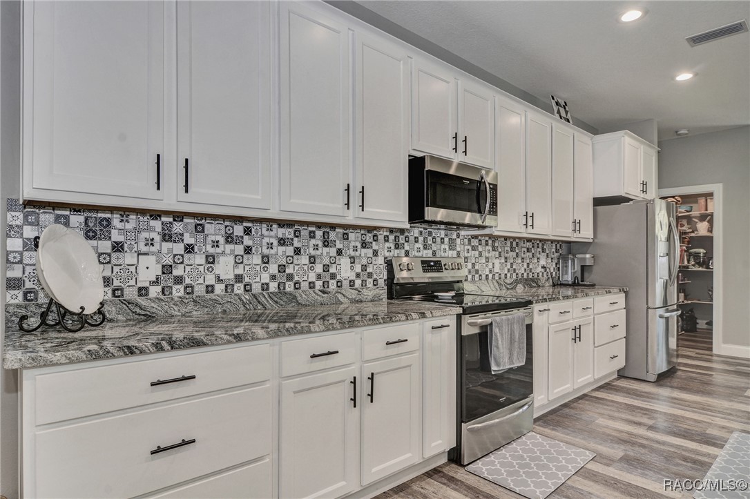 5925 N Maroon Way, Beverly Hills, Florida image 6