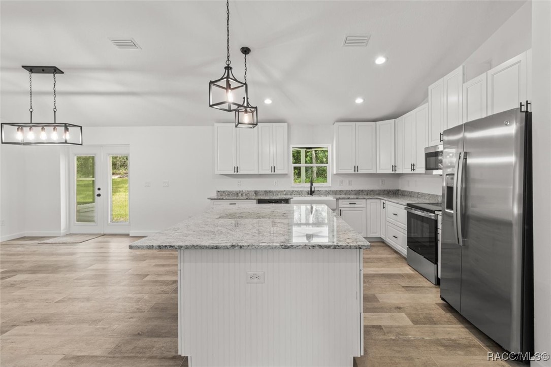 1298 W Stafford Street