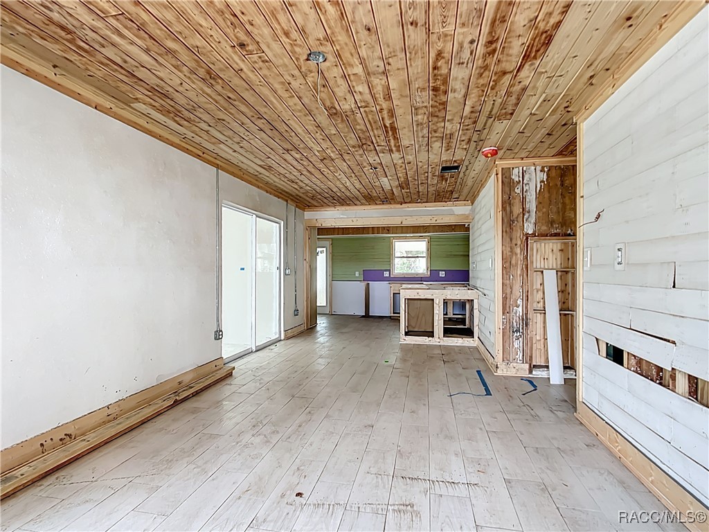 5 NE 2nd Street, Crystal River, Florida image 5