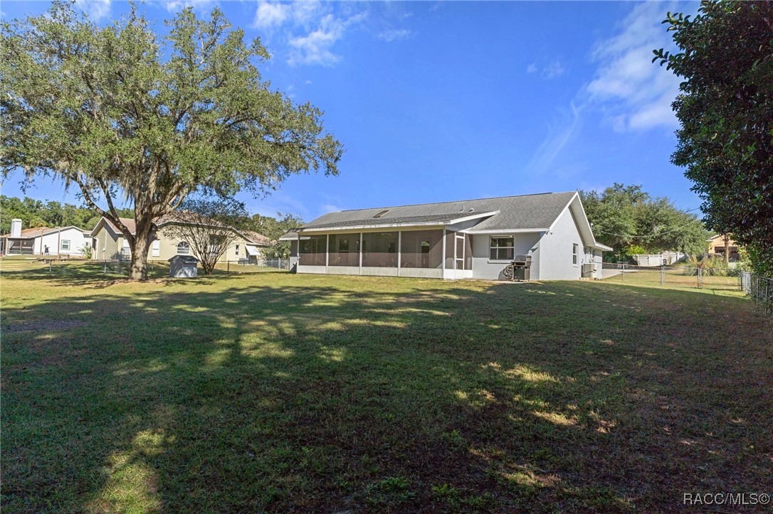 882 N Fox Meadow Terrace, Crystal River, Florida image 40