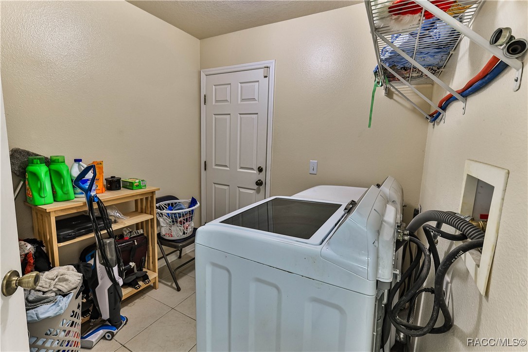 10 Greentree Street, Homosassa, New York image 28