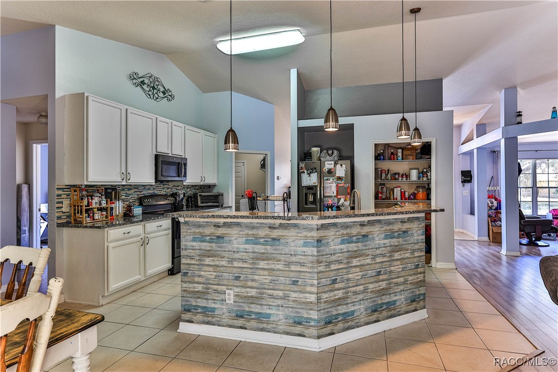 10 Greentree Street, Homosassa, New York image 8