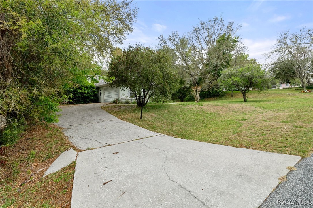 2061 E Celina Street, Inverness, Florida image 37