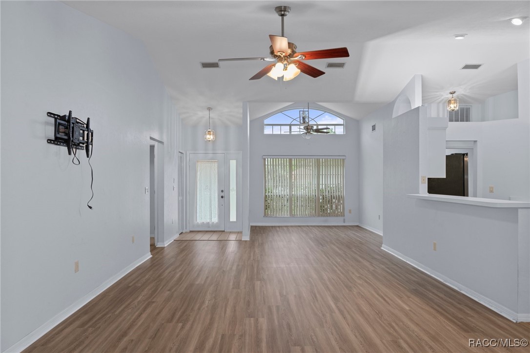 2061 E Celina Street, Inverness, Florida image 6