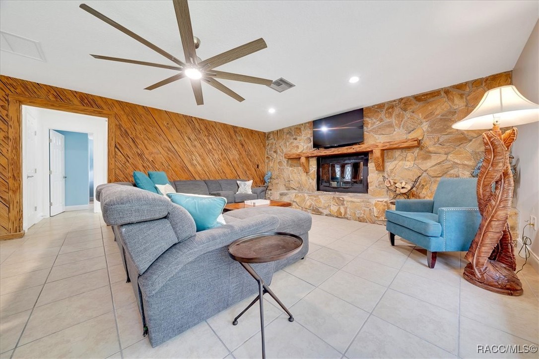 4330 S Conwell Point, Homosassa, New York image 13