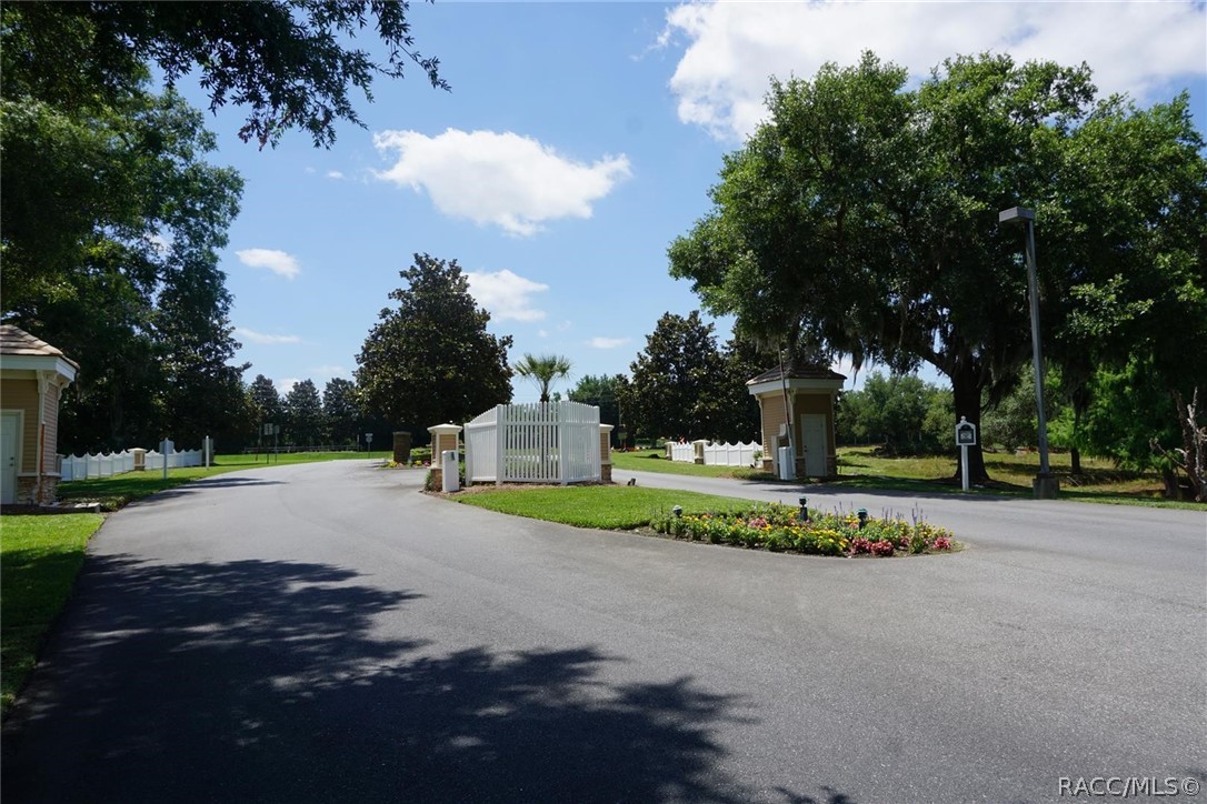 2342 N Brentwood Circle, Lecanto, Florida image 18