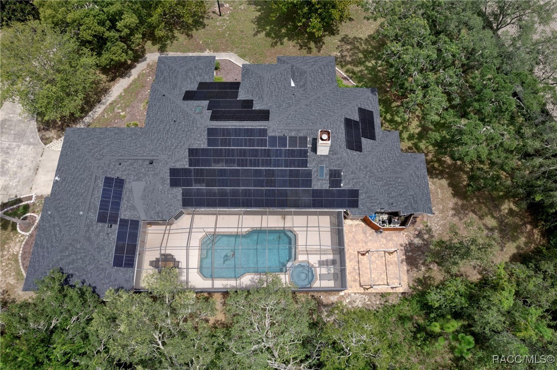 24 Black Willow Court N