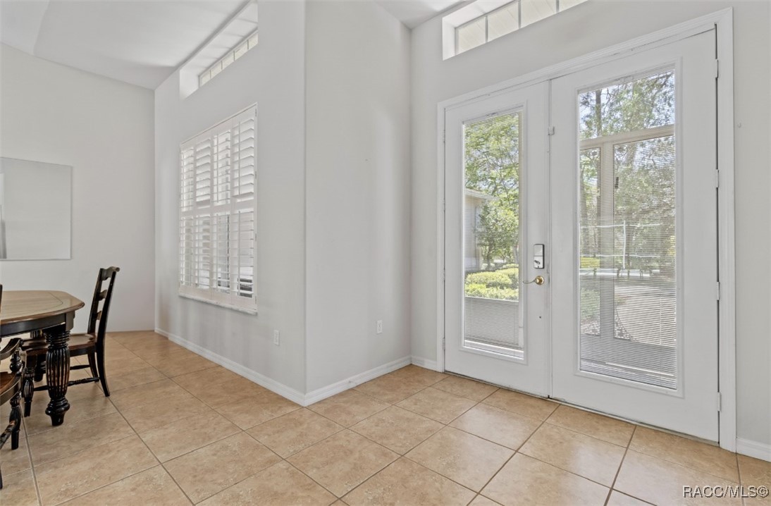 3563 W Blossom Drive, Beverly Hills, New York image 9