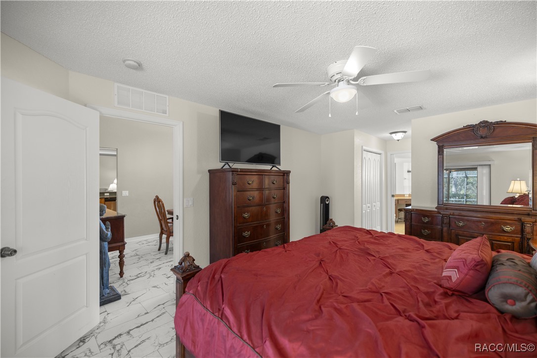 60 Cypress Boulevard, Homosassa, Florida image 17