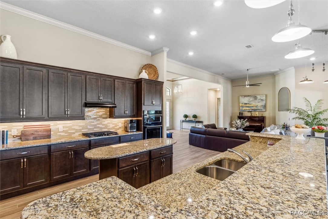 Hernando, Florida, 34442, United States, 3 Bedrooms Bedrooms, ,4 BathroomsBathrooms,Residential,Active,1973355