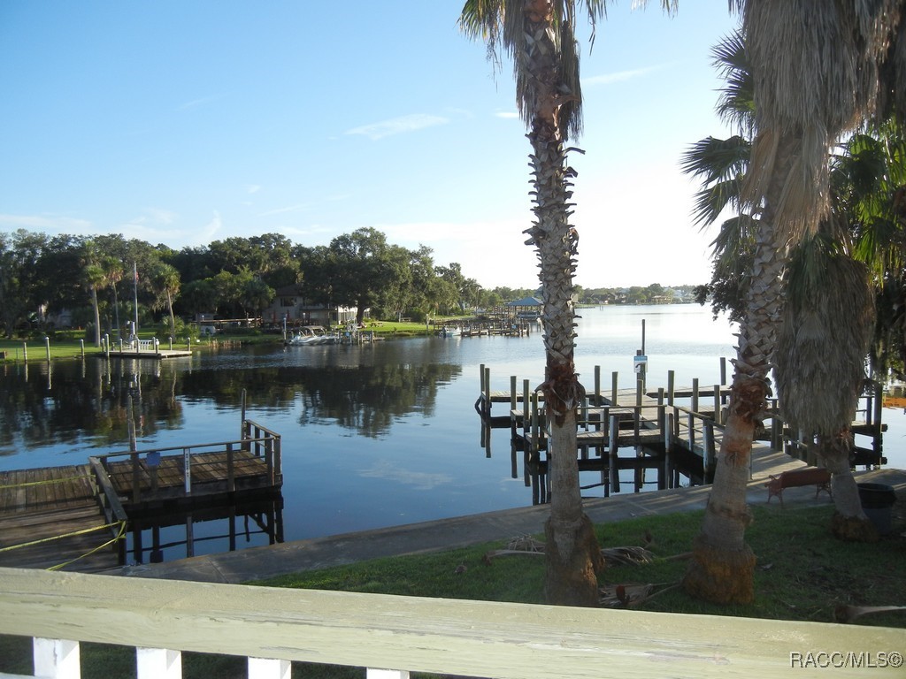 5297 S Cherokee Way #110, Homosassa, Florida image 3