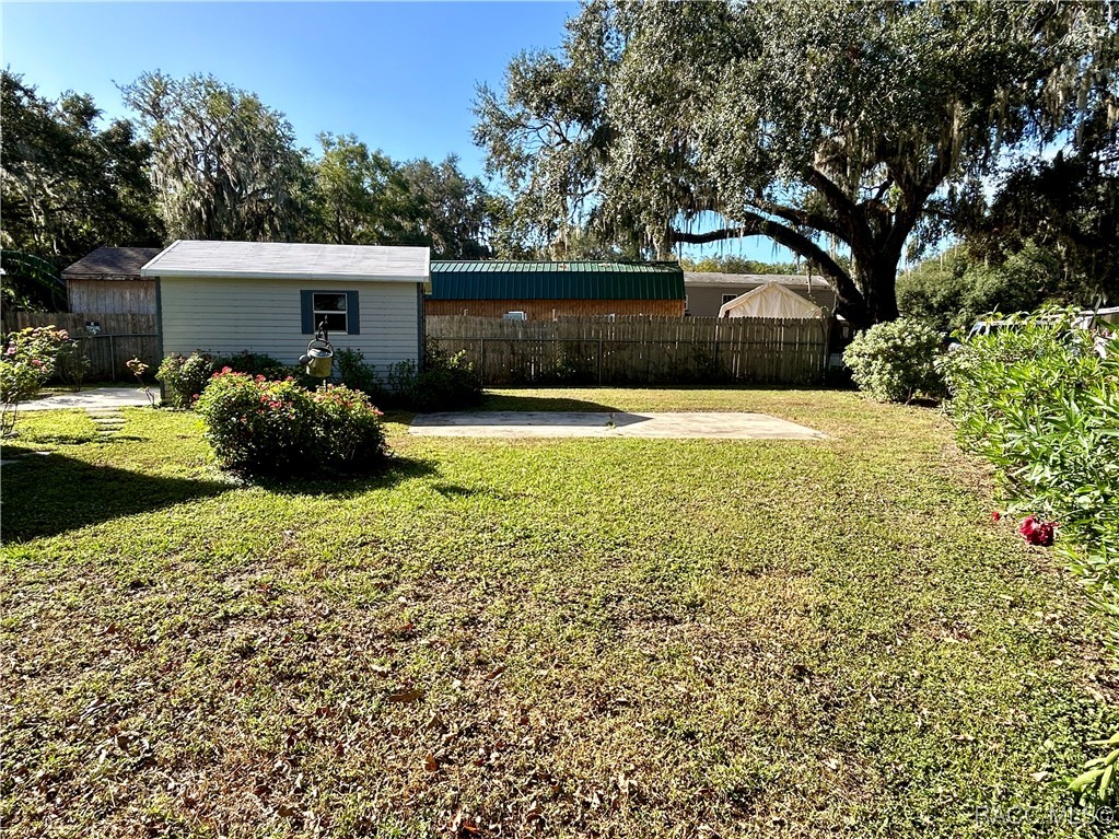 1467 Cr 434 Road, Lake Panasoffkee, Florida image 5