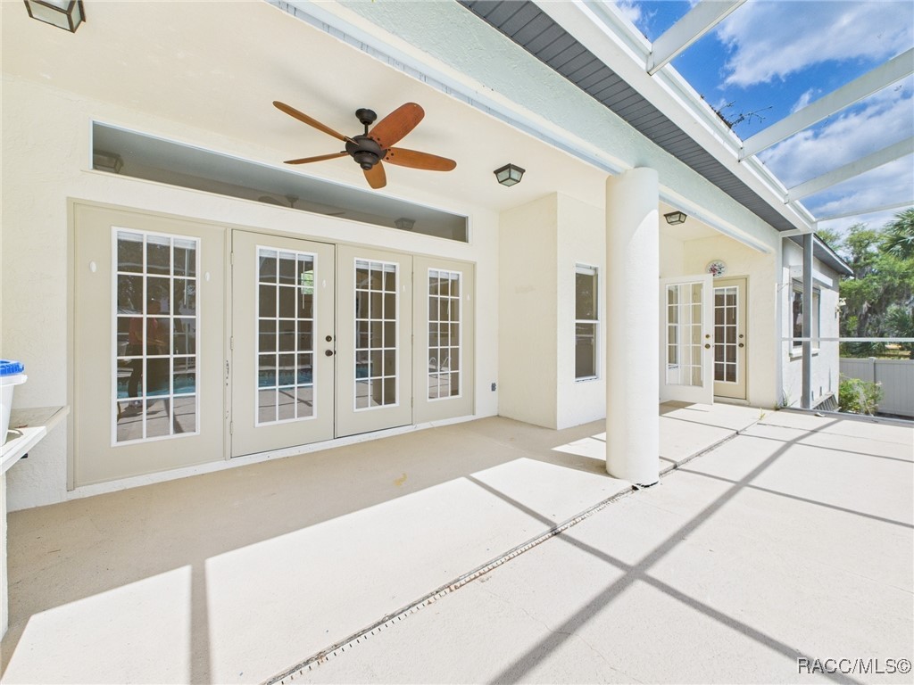 402 NW Magnolia Circle, Crystal River, Florida image 18