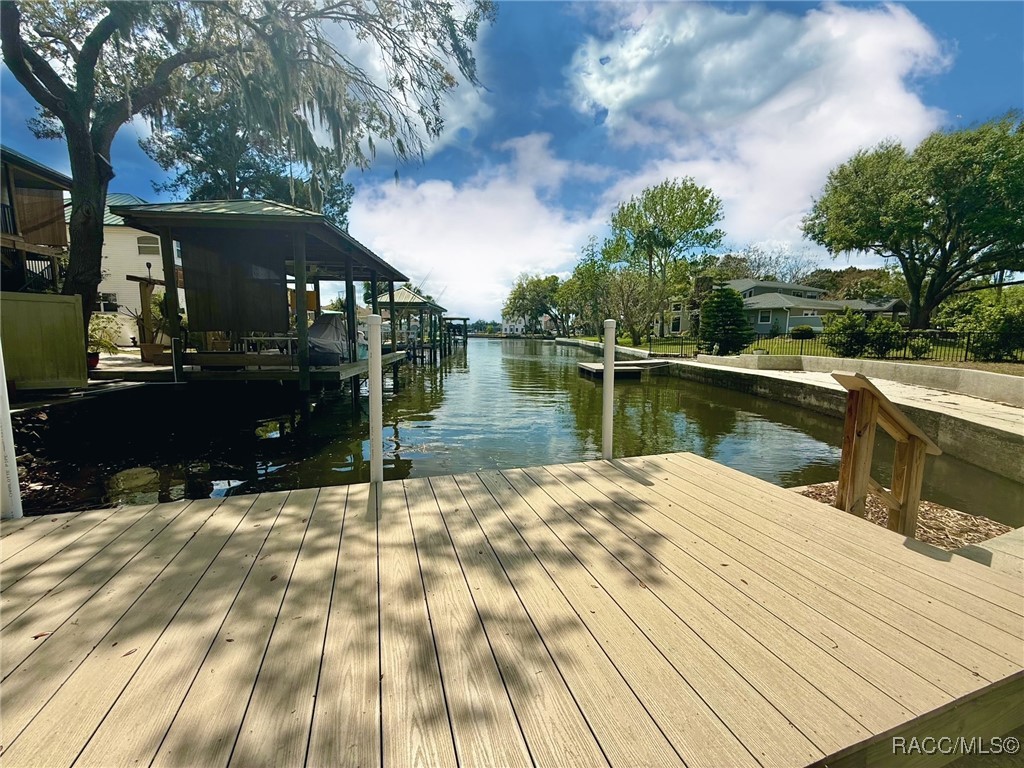 402 NW Magnolia Circle, Crystal River, Florida image 4
