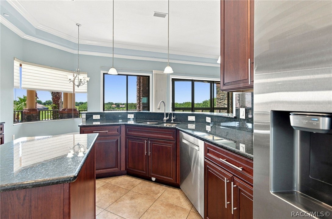 1105 W Pointe Vista Path 43
