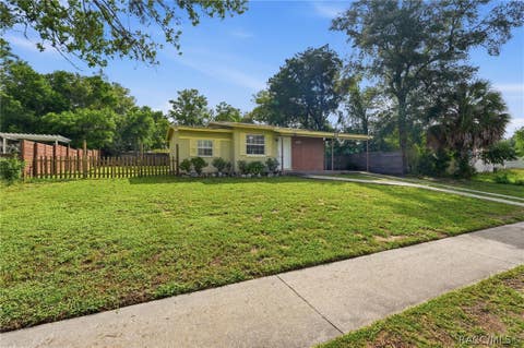 Homes For Sale - 9447 N Milam Way<br/> Citrus Springs, FL 34434