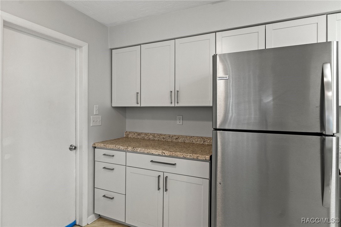 3 Clifford Drive, Beverly Hills, New York image 8
