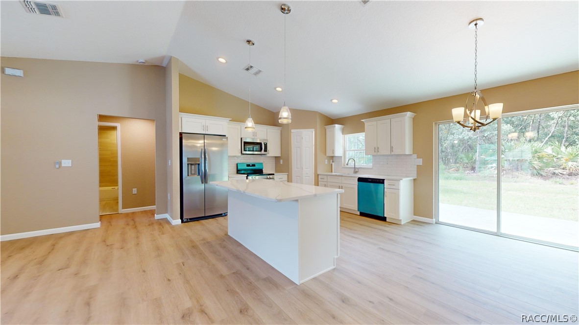 Citrus Springs, Florida 34433, United States, 3 Bedrooms Bedrooms, ,2 BathroomsBathrooms,Residential,Active,56268