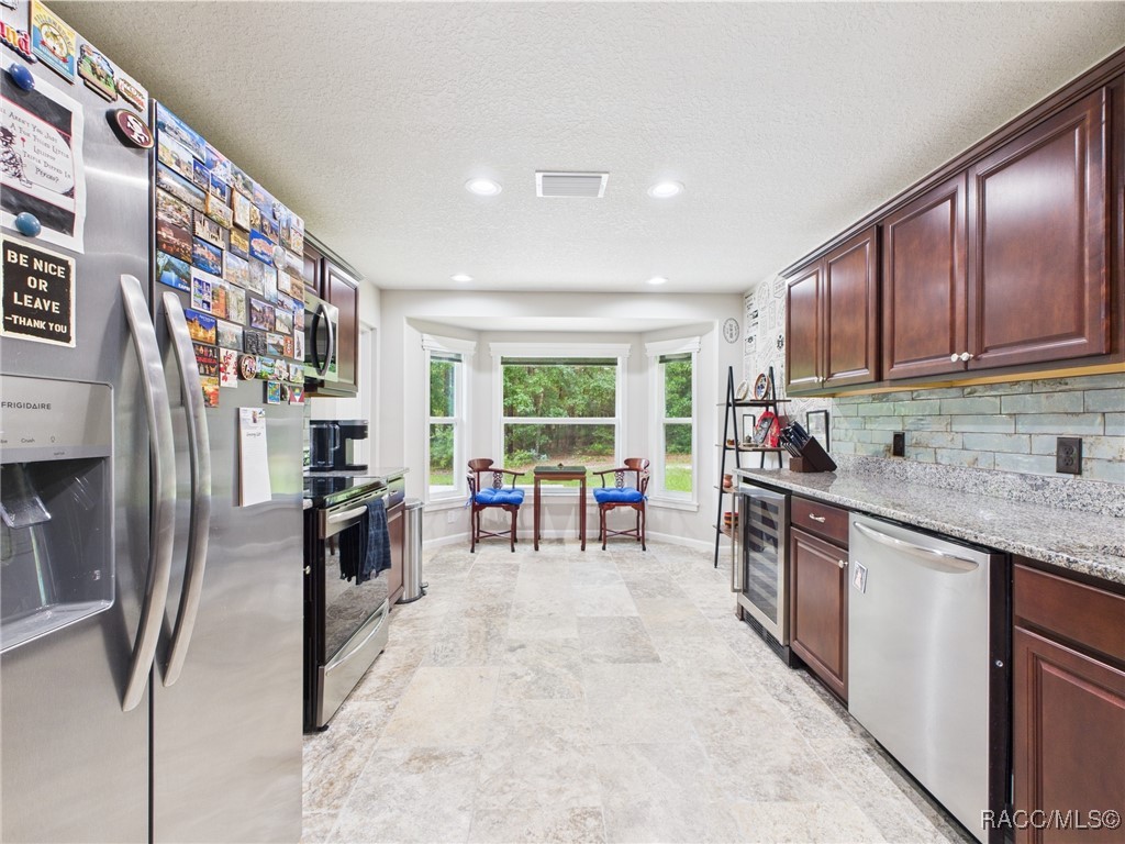 8456 N Dove Orchid Drive, Citrus Springs, Florida image 8