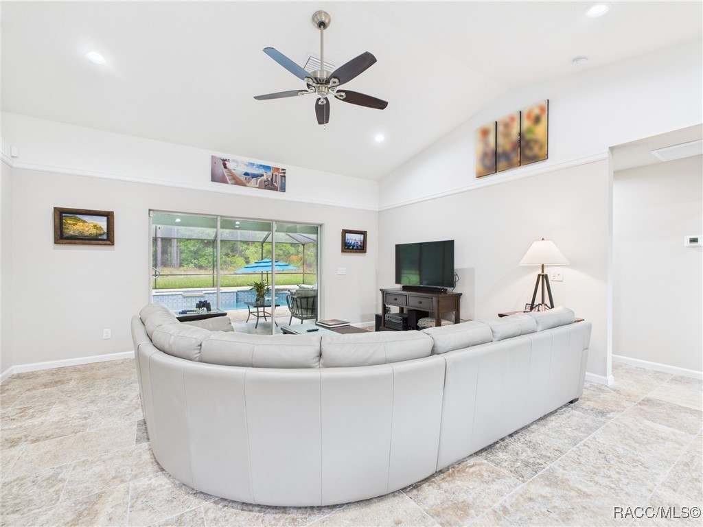 8456 N Dove Orchid Drive, Citrus Springs, Florida image 18