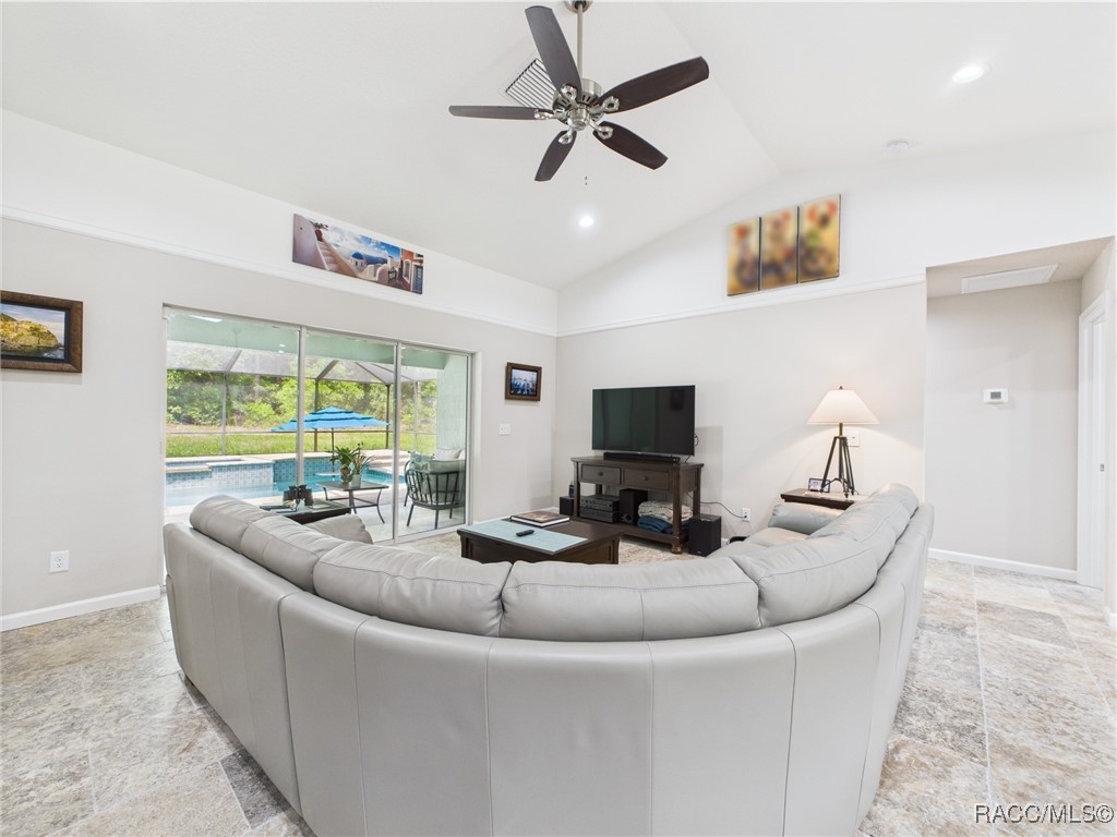 8456 N Dove Orchid Drive, Citrus Springs, Florida image 16