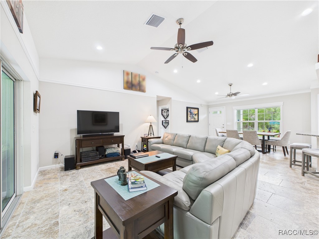 8456 N Dove Orchid Drive, Citrus Springs, Florida image 19