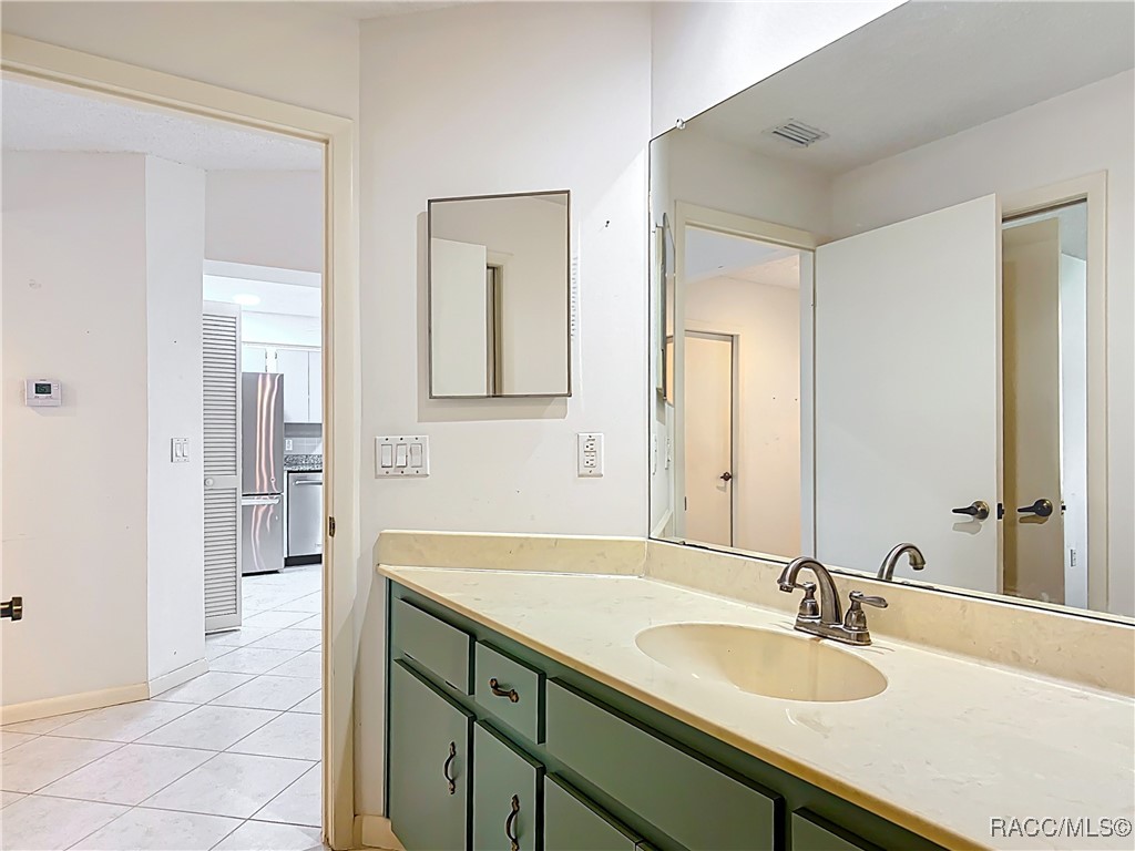 3328 S Whitechappel Point, Inverness, New York image 32