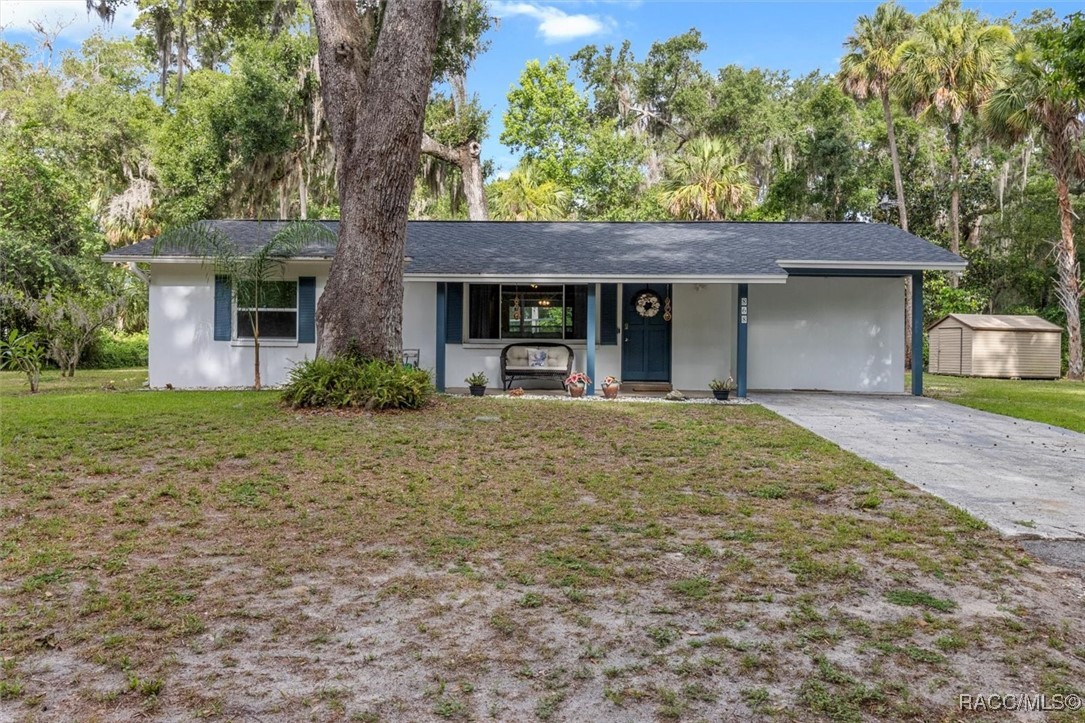 868 N Gardenview Terrace, Crystal River, Florida image 1
