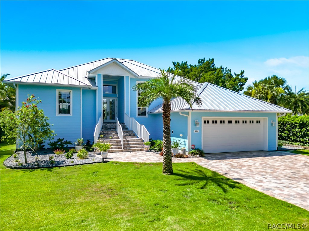 838 SW Kings Bay Drive