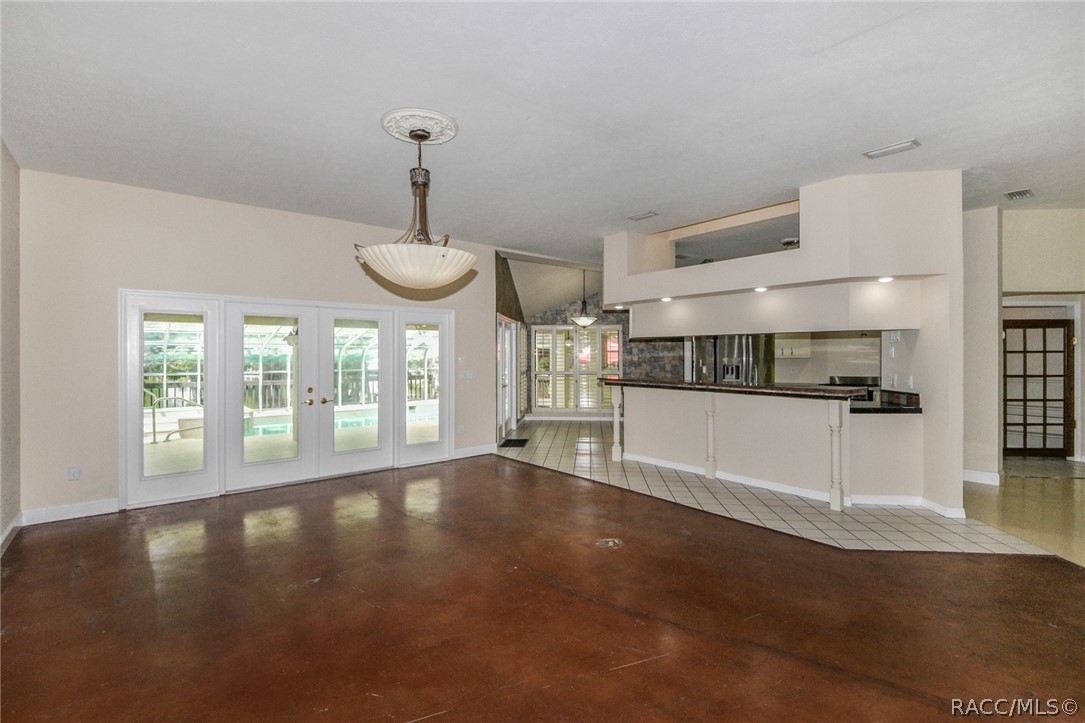 750 NW Snug Harbor Road