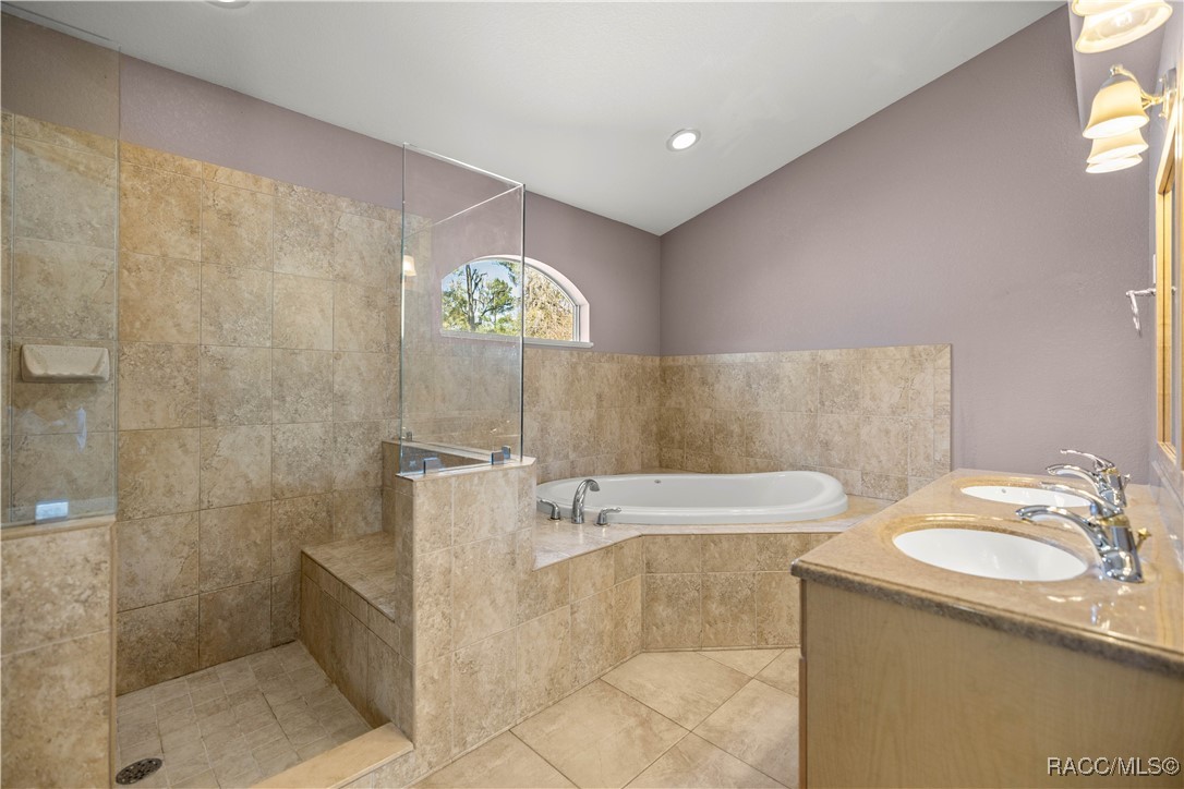 25 Lake Wood Circle, Ocala, Florida image 24
