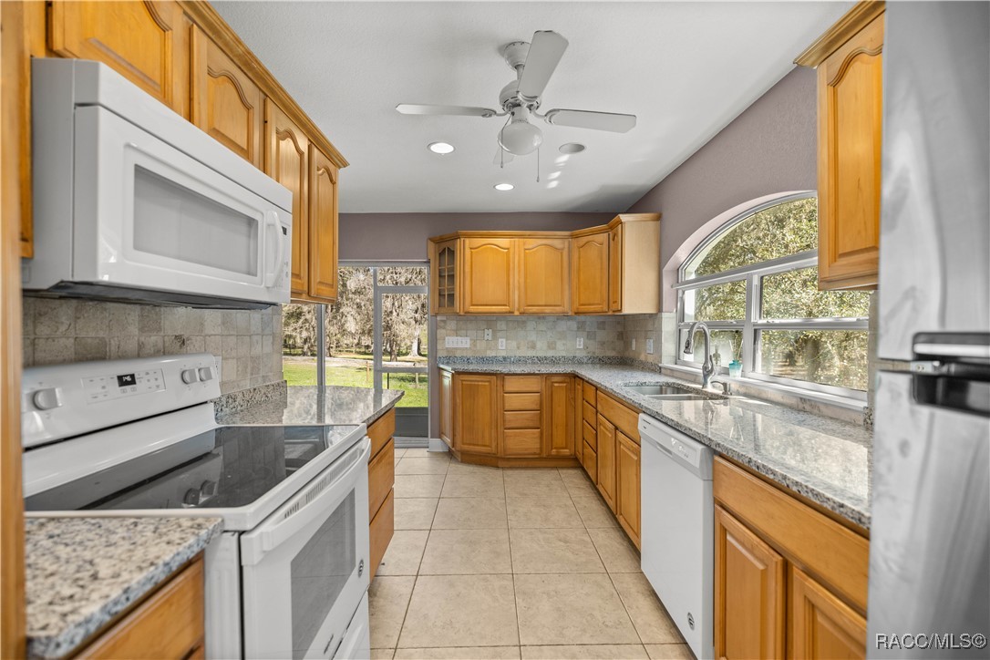 25 Lake Wood Circle, Ocala, Florida image 16