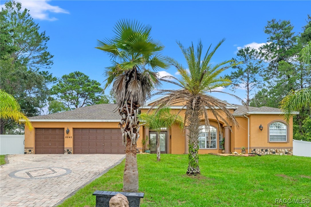 8240 Christopher Lane, Weeki Wachee, Florida image 2