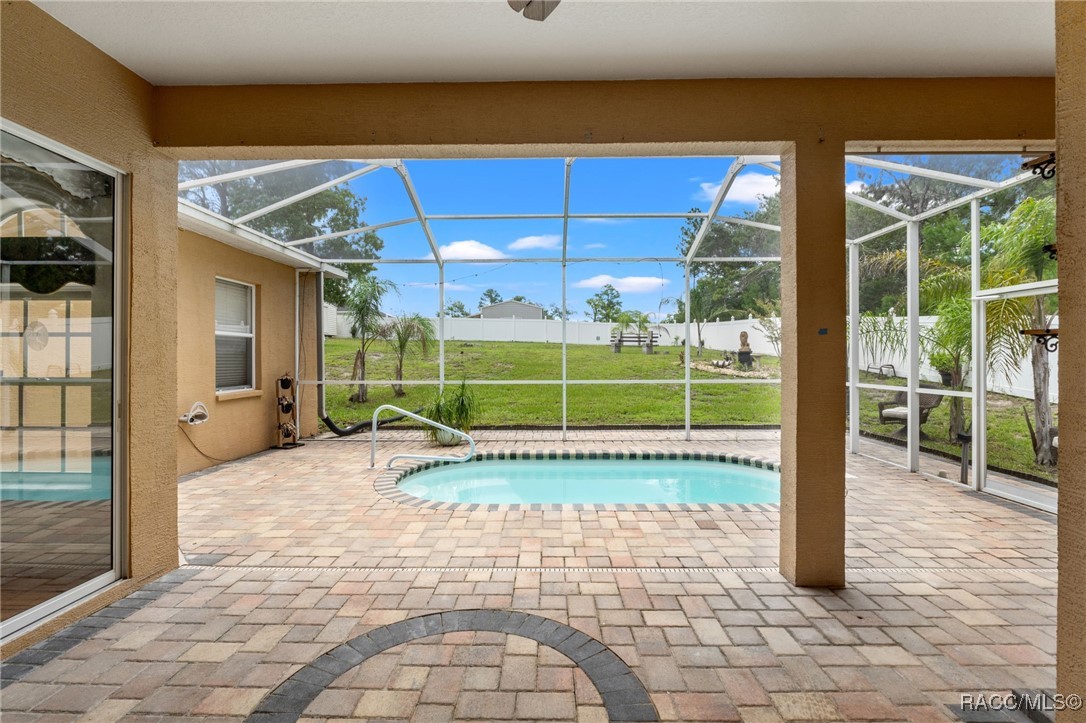 8240 Christopher Lane, Weeki Wachee, Florida image 36