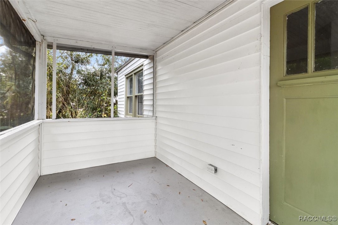 9025 Gronde Avenue, Brooksville, Florida image 10