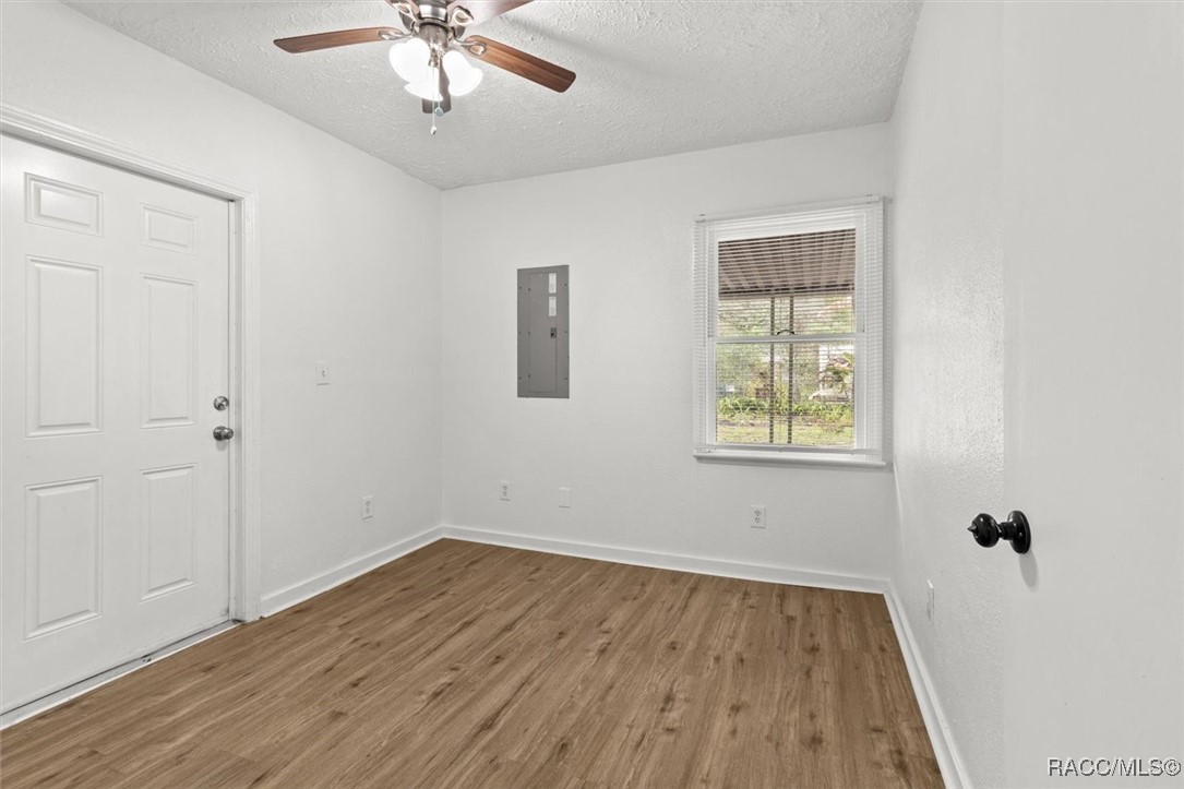 9025 Gronde Avenue, Brooksville, Florida image 23