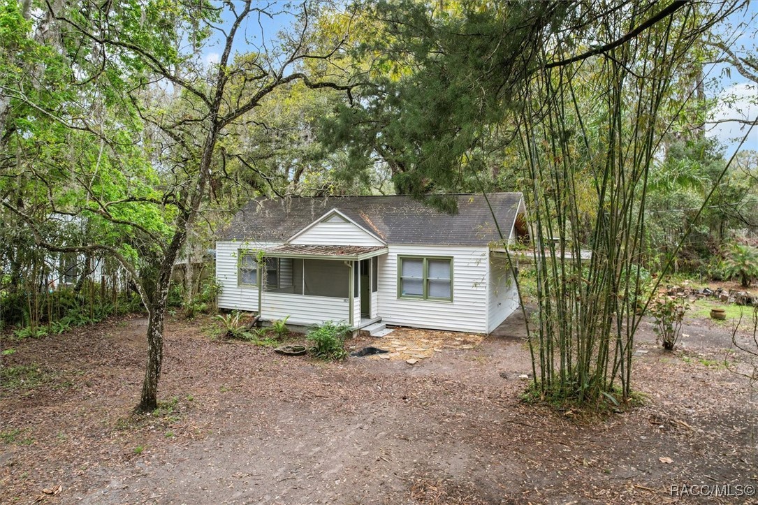 9025 Gronde Avenue, Brooksville, Florida image 32