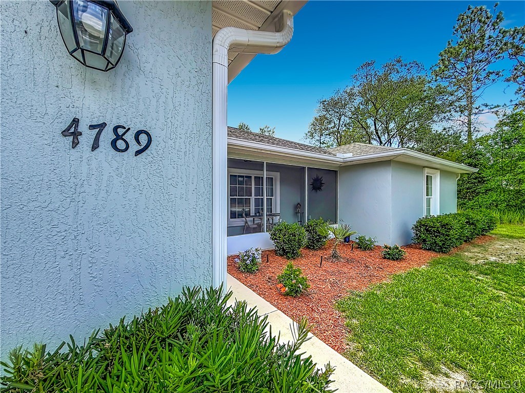 4789 N Capistrano Loop